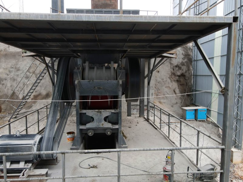 破碎机出料粒度不理想怎么办?